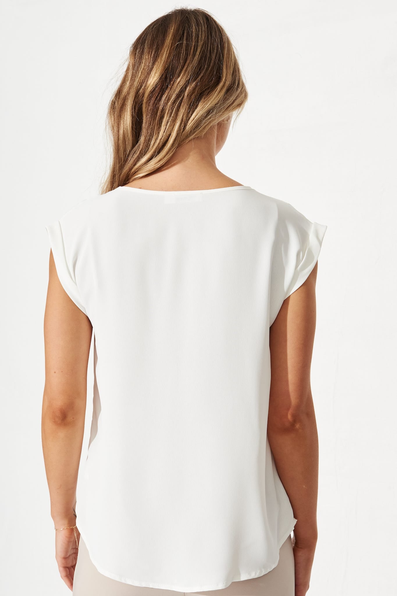 Rejina Top In White - Image 4