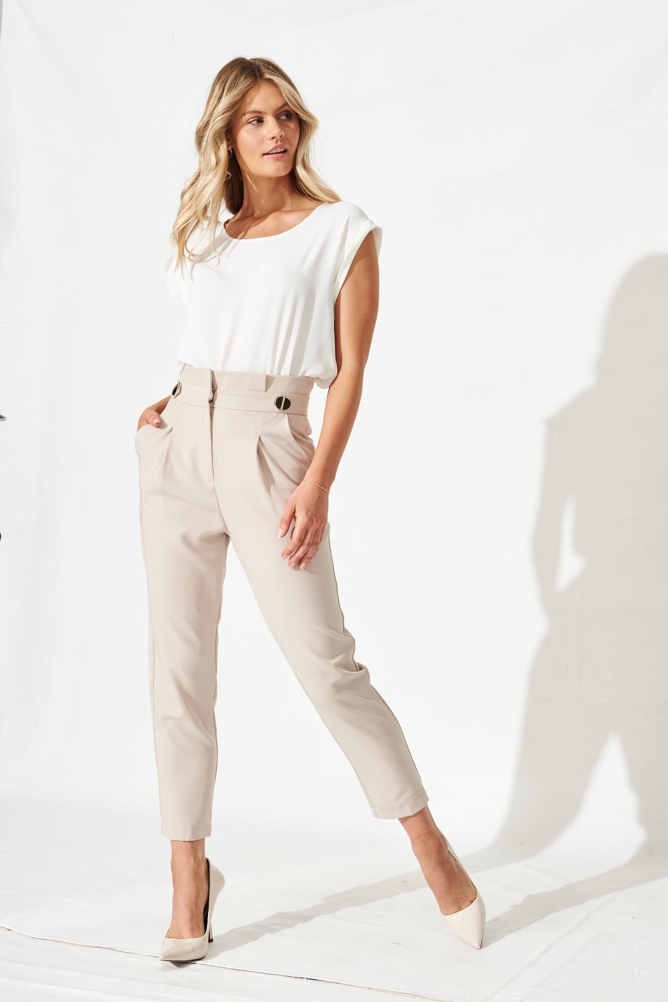 Rejina Top In White - Image 2