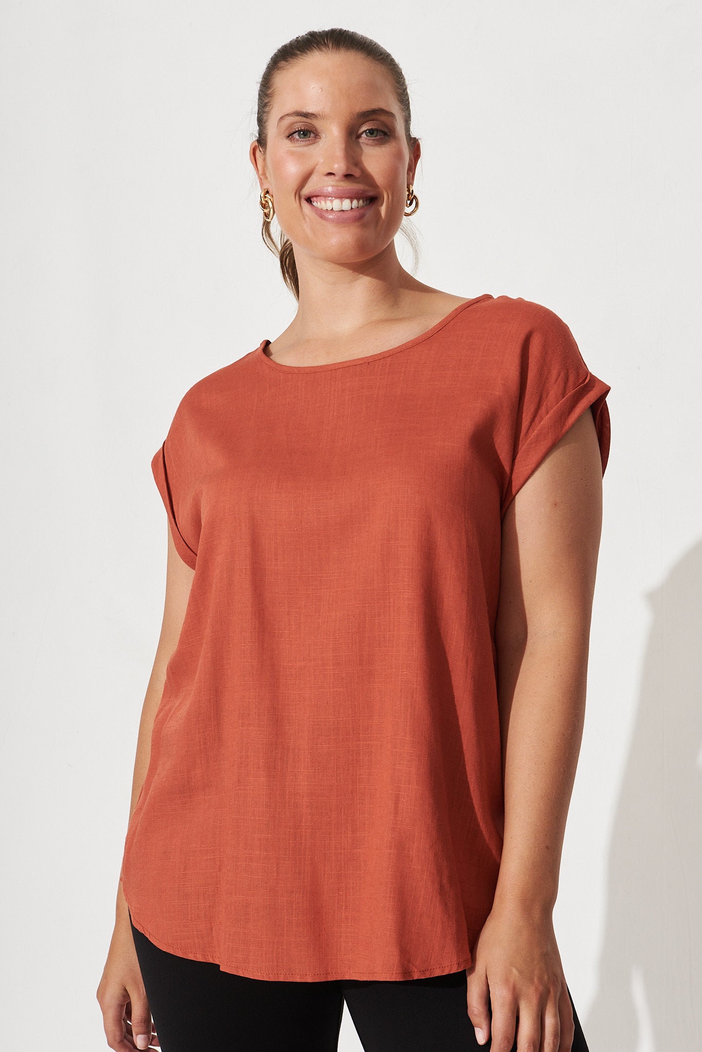 Rejina Top In Rust Linen Blend - Image 7