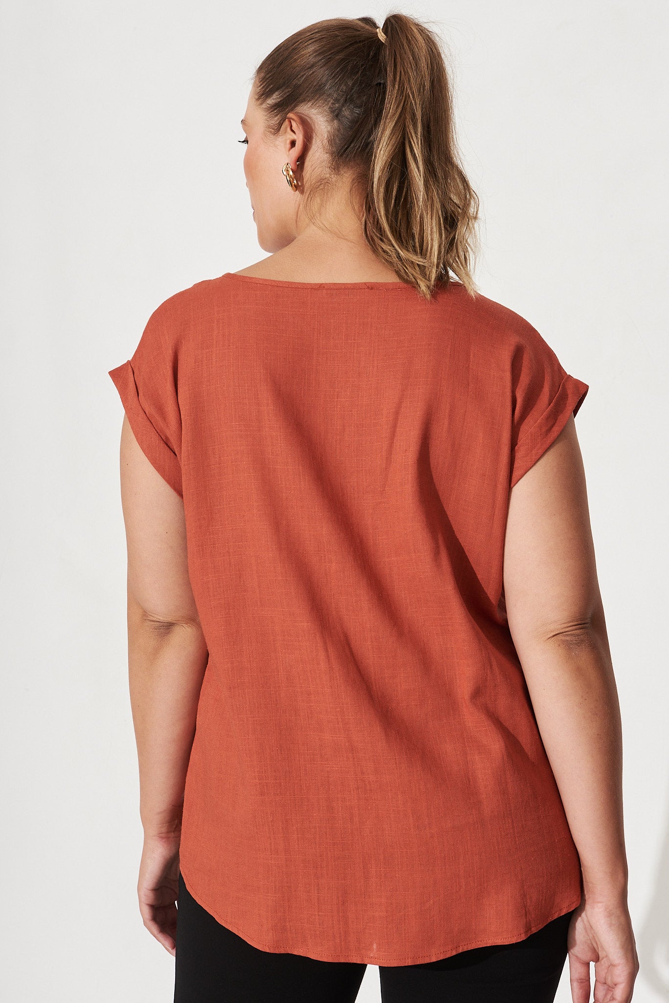 Rejina Top In Rust Linen Blend - Image 9