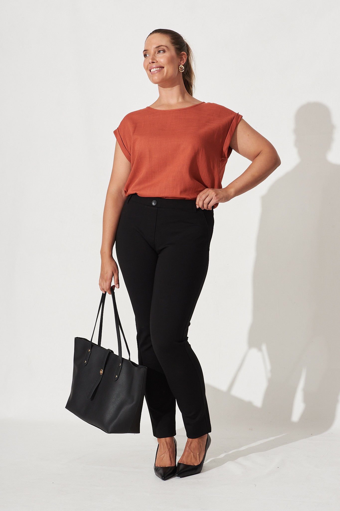 Rejina Top In Rust Linen Blend - Image 6