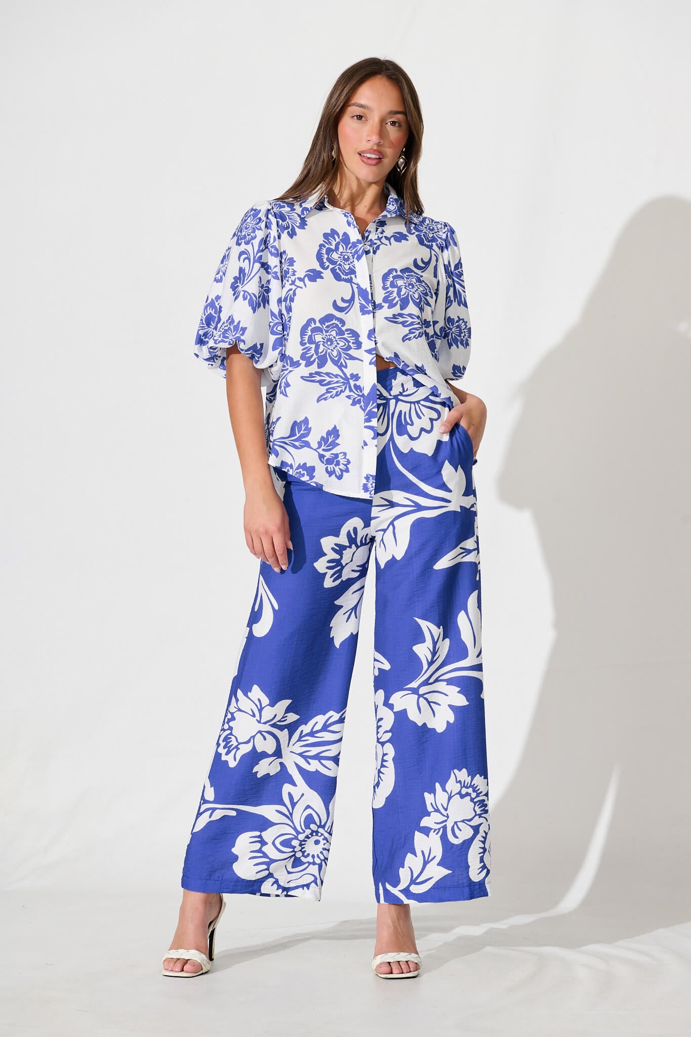 Aldridge Pant In Blue With White Floral - Image 9
