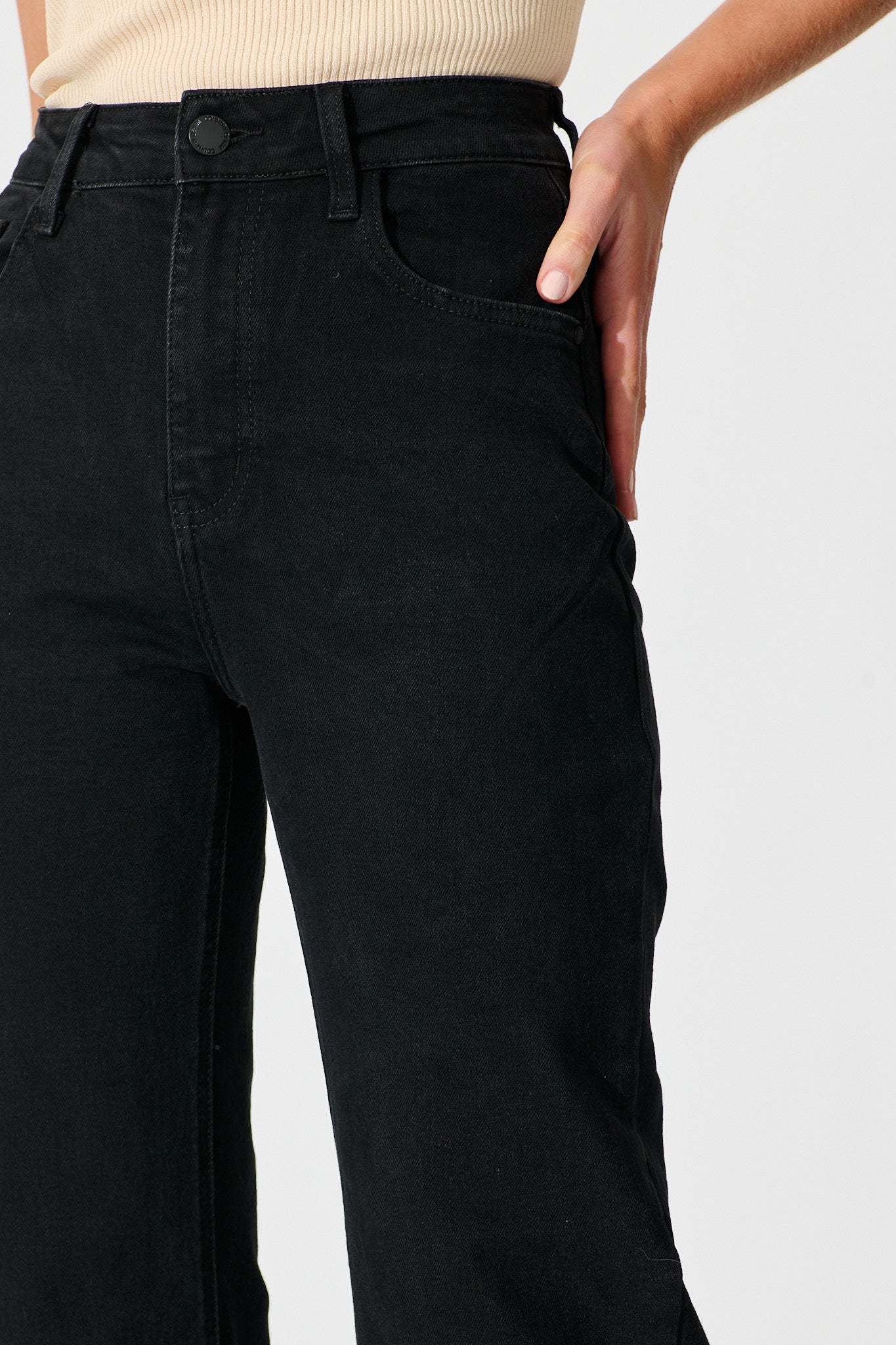 Atwood High Rise Relaxed Leg Jean in Black Denim - Image 8