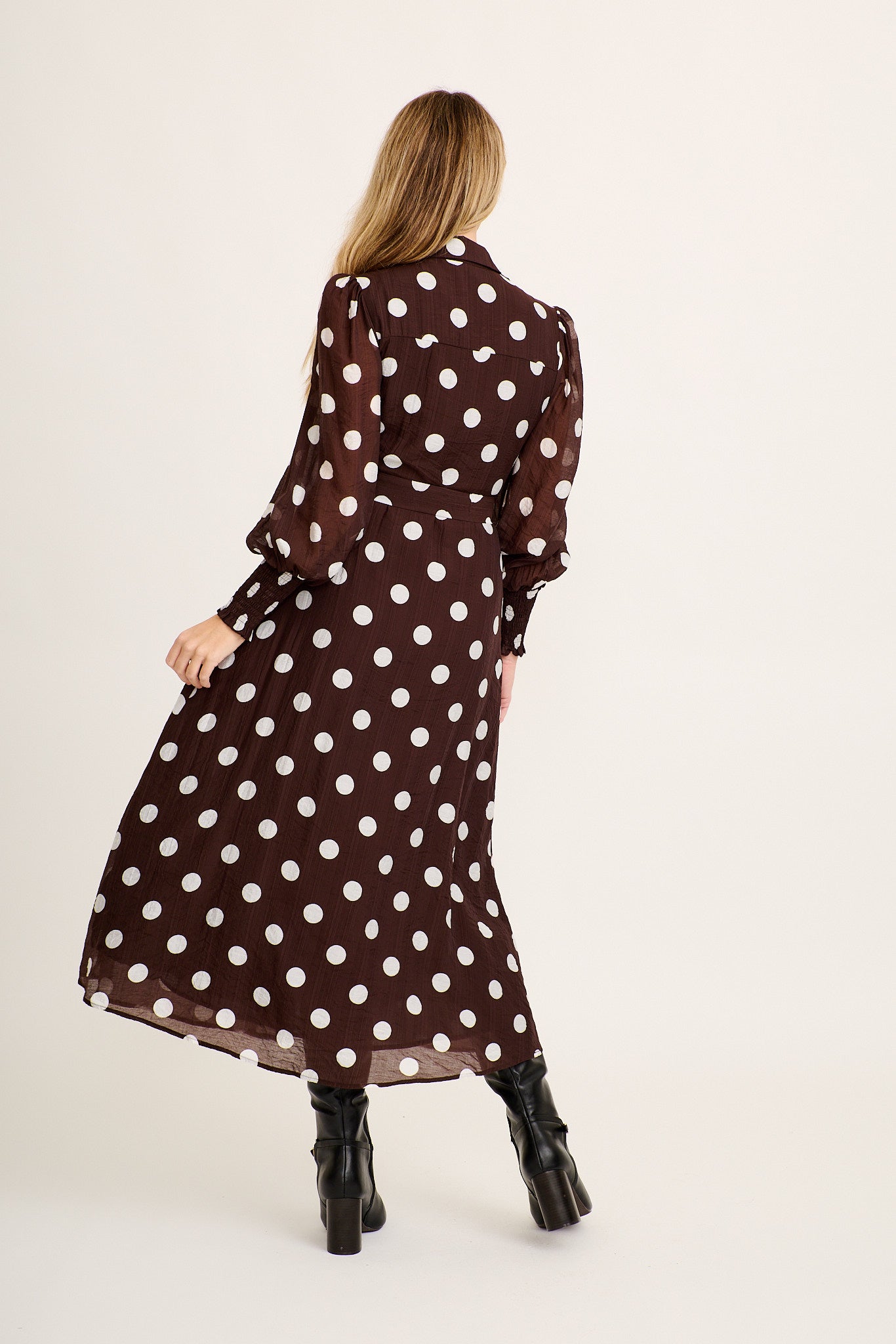 Tessie Maxi Shirt Dress in Chocolate Polka Dot - Image 4